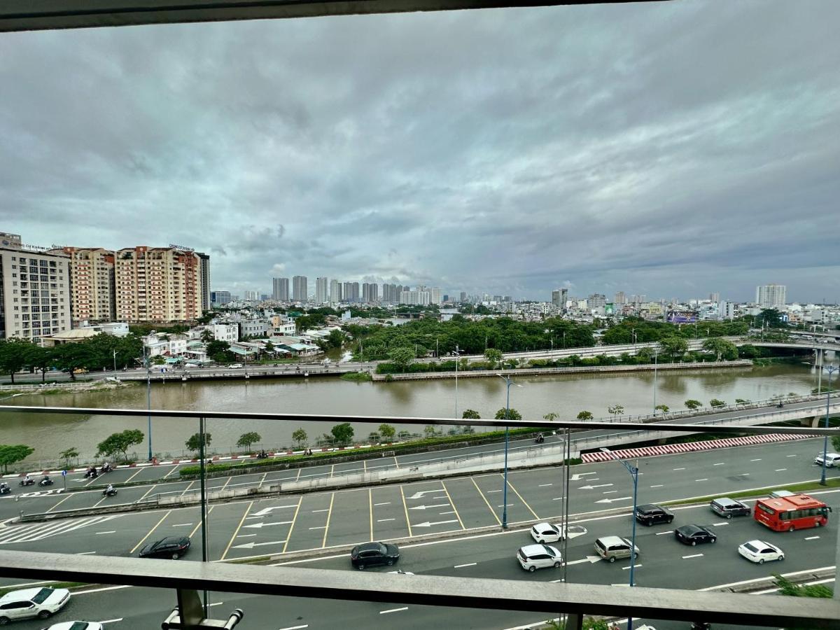 Luxury Gold Apartment - D1Mension & Zenity In District 1 *