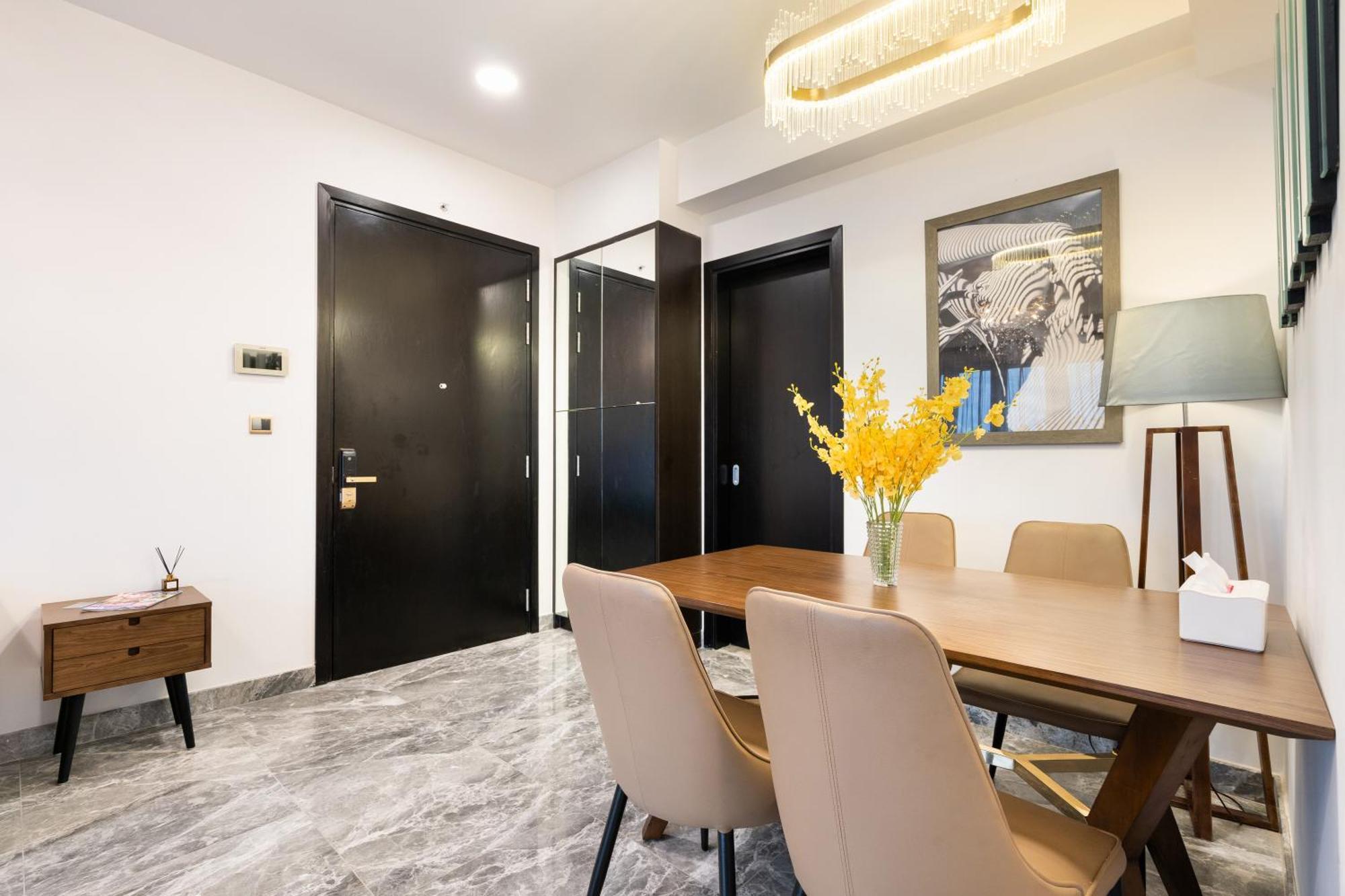 Apartment Luxury Gold Apartment - D1Mension & Zenity In District 1 *