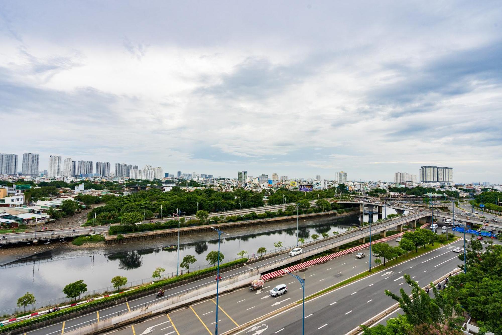 Luxury Gold Apartment - D1Mension & Zenity In District 1 * Ho Chi Minh City